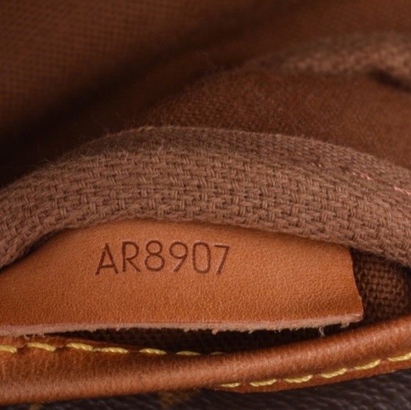 Louis Vuitton Saumur Brown Monogram Crossbody Shoulder Bag Double - Picture 10 of 17